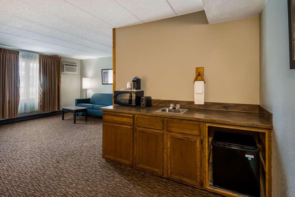 Econo Lodge Duluth Near Miller Hill Mall Номер фото